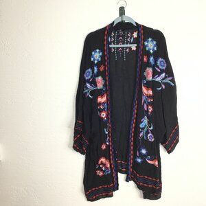 Curations Cardigan Women 2X/3X Black Multicolor Floral Embroidery Open Front